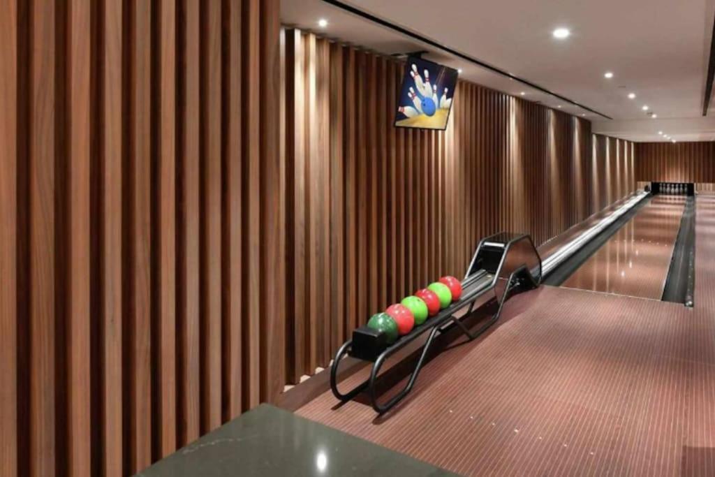 Riverside Luxury - Pool, Gym, Sauna, Cinema, Bowling Alley And More! Apartamento