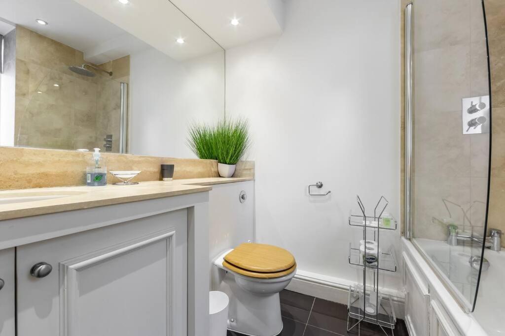 Appartement Lexham Gardens 2 Double Bed Garden Flat