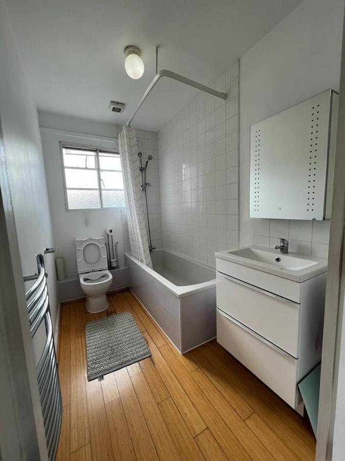 2 Bed Flat In Heart Of Hackney * Londres