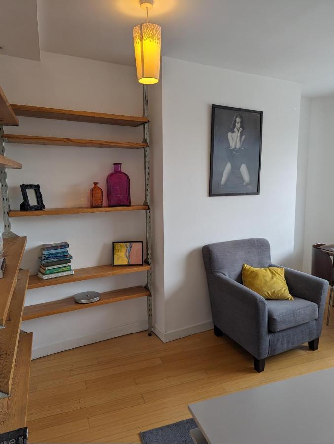 2 Bed Flat In Heart Of Hackney