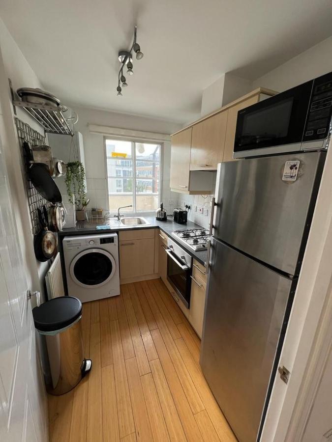 2 Bed Flat In Heart Of Hackney Londres
