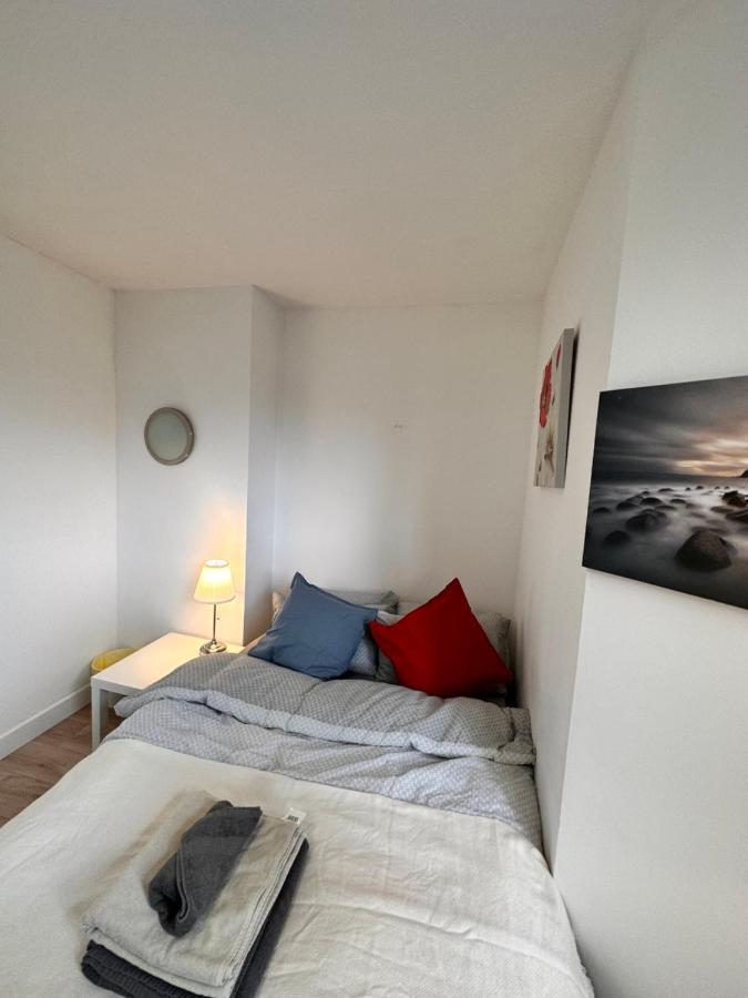 2 Modern Double In The Heart Of Brick Lane *