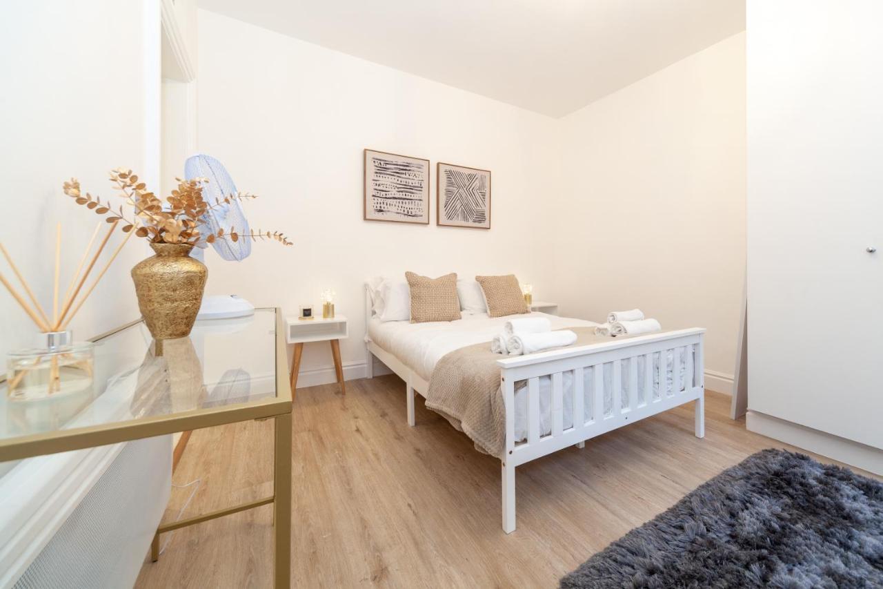 Kensington Luxury Flat With Patio *