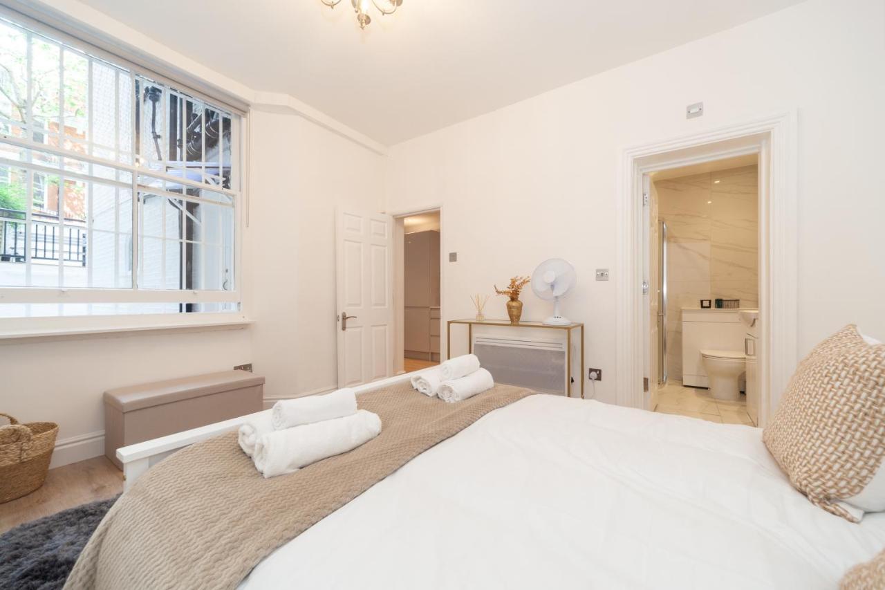 Kensington Luxury Flat With Patio Londres