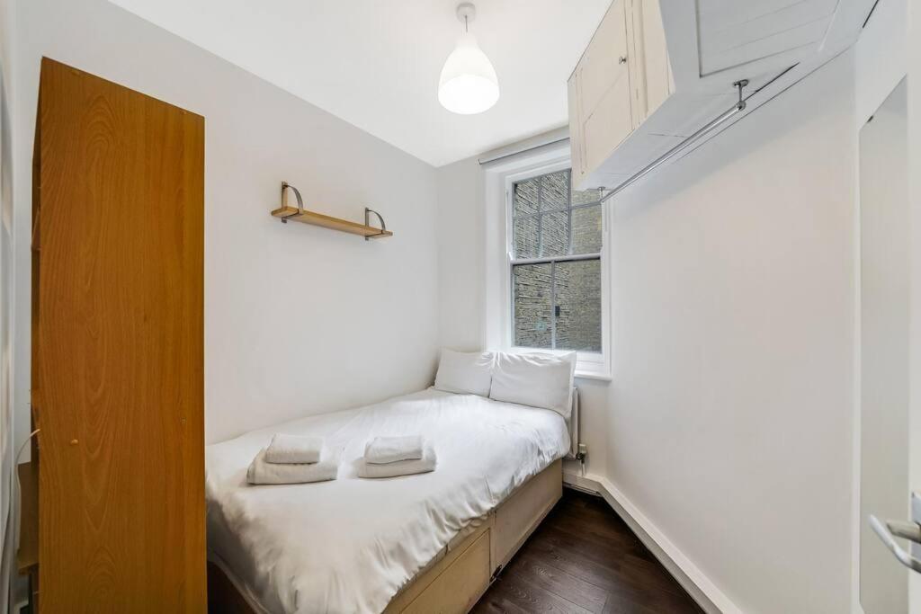 Modern 3 Bedroom Flat Near Camden Town * Londres