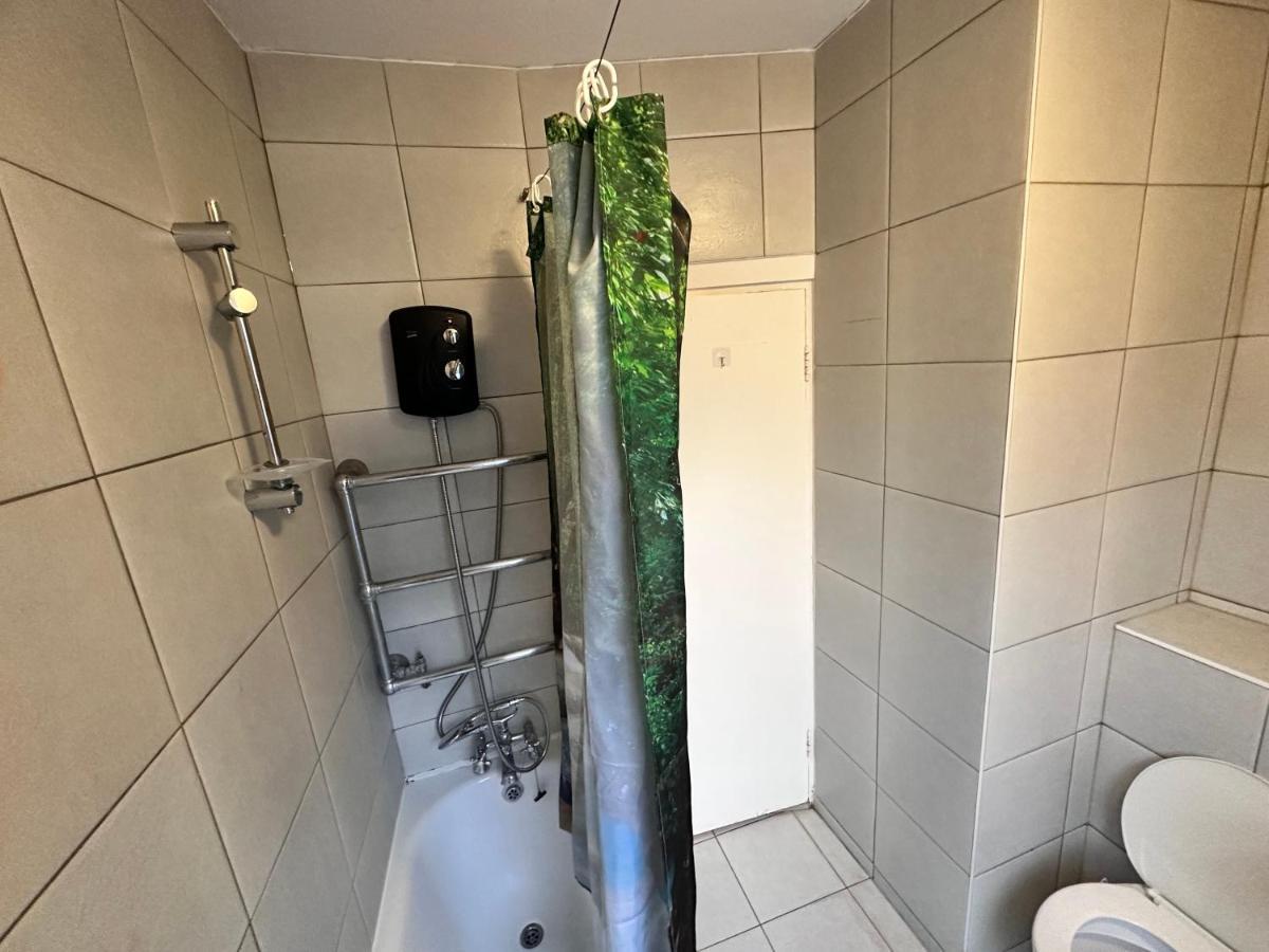 Lovely 2-bedroom In Appartement Londen