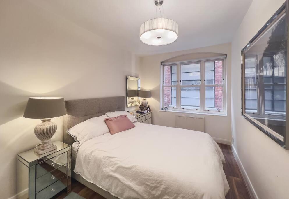 Apartment Covent Garden Haven - 2 Bedrooms. 2 Bathrooms London