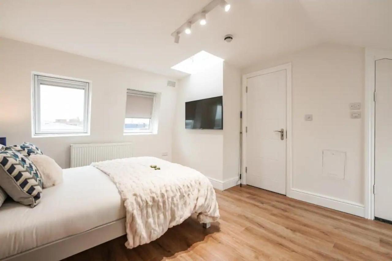 Spacious Family With Games & Garden Londres