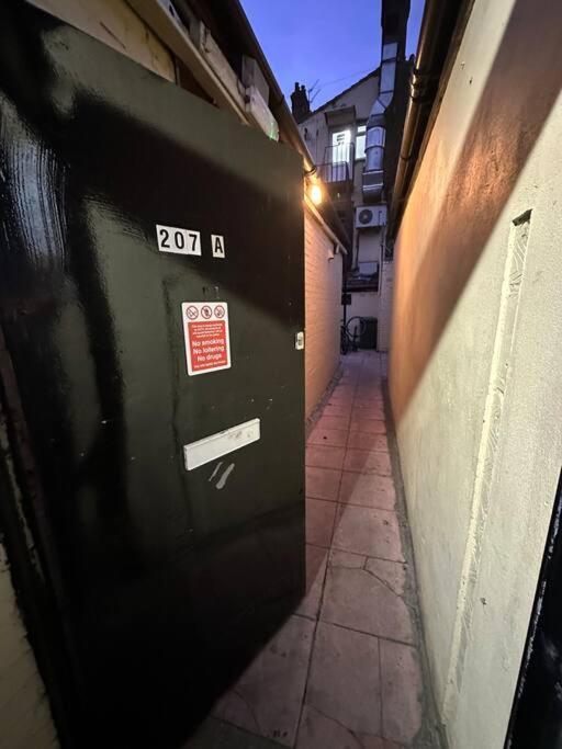 Super Spacious, Grnd Floor Flat *
