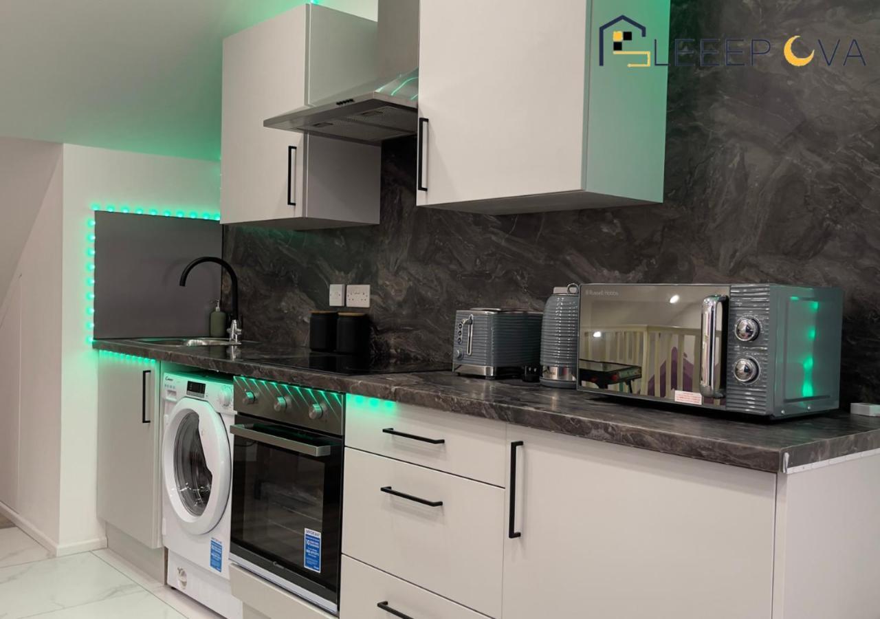 Appartement Last-minute Reserve L Premium Deals L Luxury & Modern 1 Bedroom 5plus Guests Couples Families Business Sleepova Short Lets & Serviced *