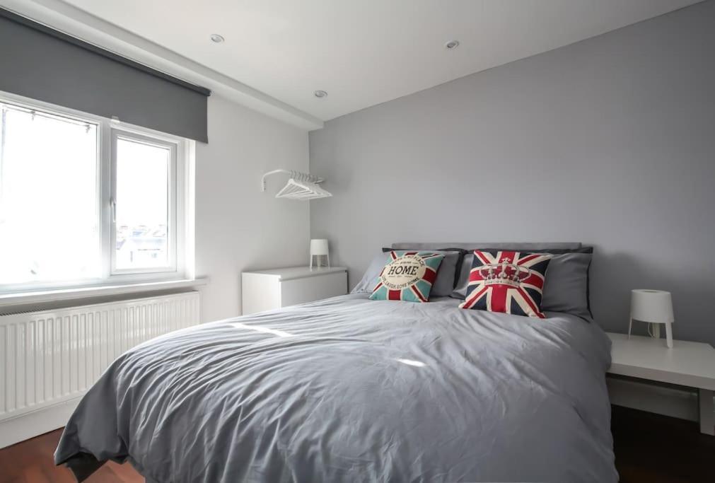 Large Modern Spacious House 6 Bedrooms 5 Bathrooms Londres