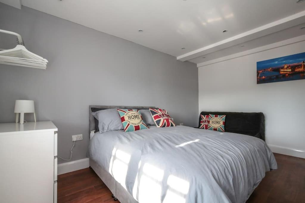 Сasa de vacaciones Large Modern Spacious House 6 Bedrooms 5 Bathrooms Londres