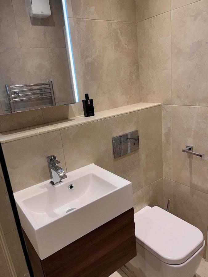 Flat Next To Chelsea Fc Stadium * Londres