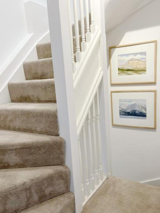 Beautiful Mews, Sleeps 4 Londen