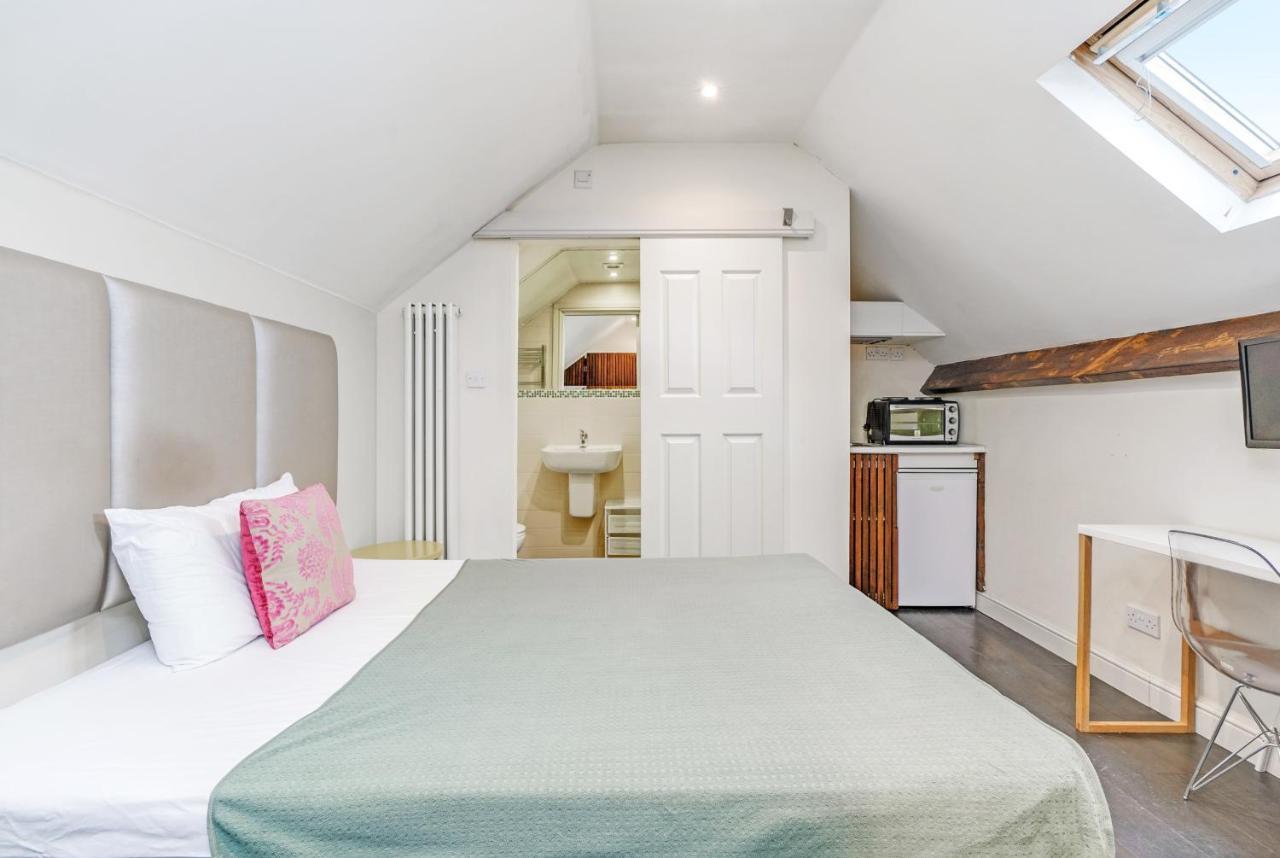 Quiet Double Studio Flat Apartment *