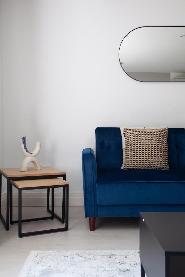 Apartment The Isleworth Collection London