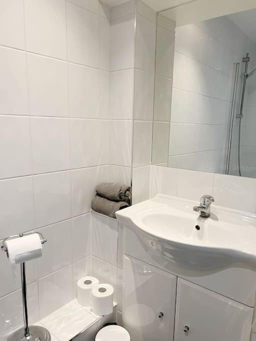 Beautiful Mews, Sleeps 4 Casa de Férias
