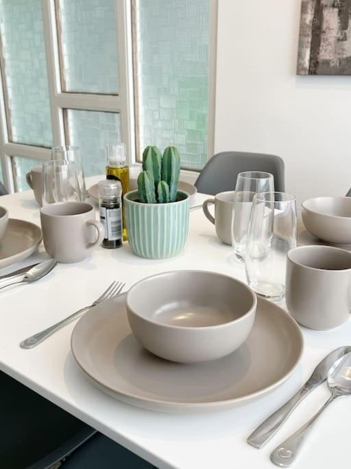 Beautiful Mews, Sleeps 4 Londen