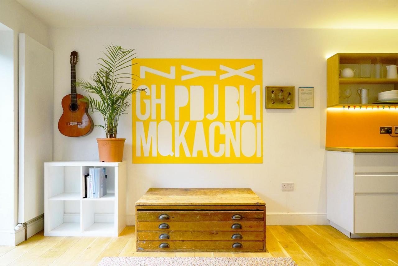 Stunning 3-bedroom Townhouse In Superb Location Casa de Férias