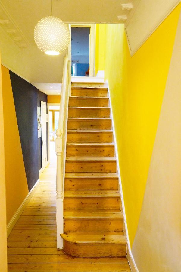 Stunning 3-bedroom Townhouse In Superb Location Сasa de vacaciones *