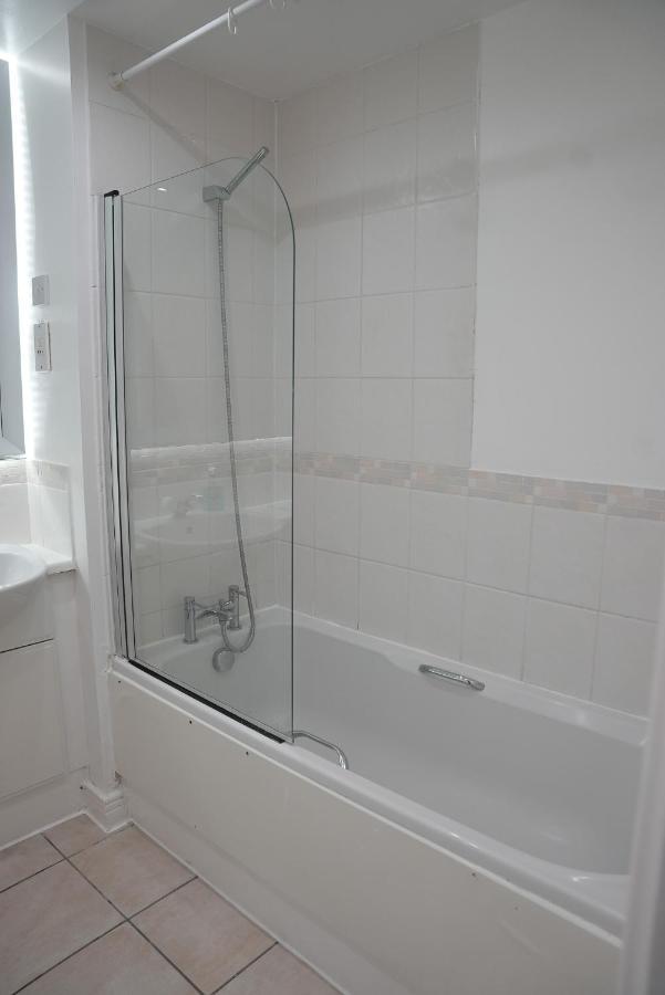2 Bed River View Greenwich Appartement