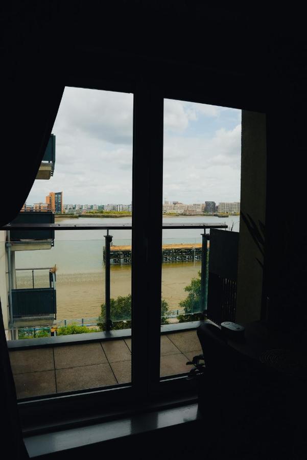 2 Bed River View Greenwich