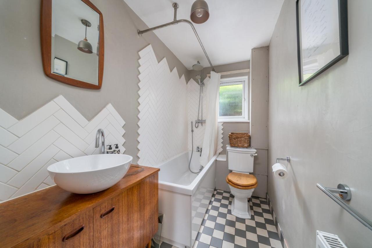 Joivy Cosy Flat In Elephant And Castle, Private Garden And Pets Allowed