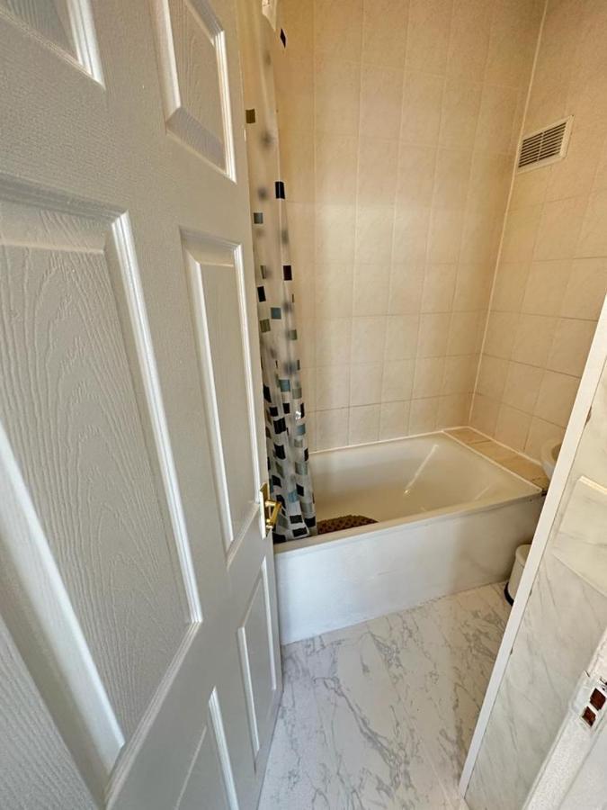 4 Floor New Miles Apartamento