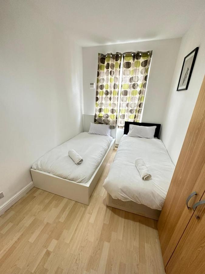 4 Floor New Miles Londres