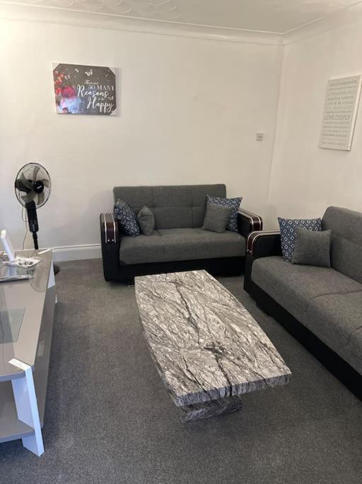 Gorgeous 5 Bedroom House Londen