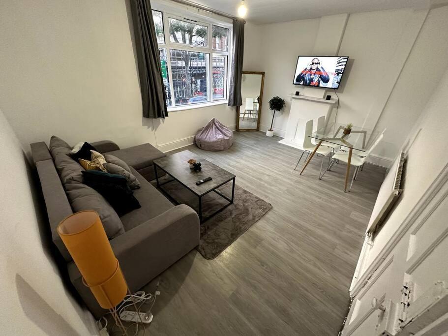Appartement Magnificent 2 Bedroom On Tower Bridge
