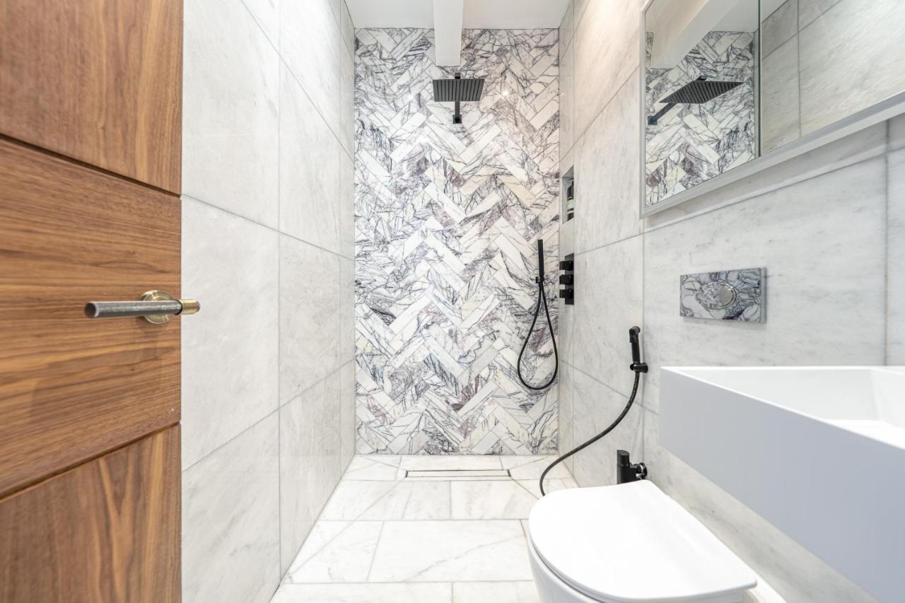 Central London Apartment *