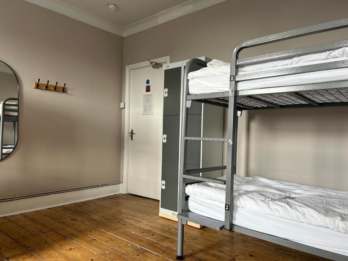 Hostel Cricketers London