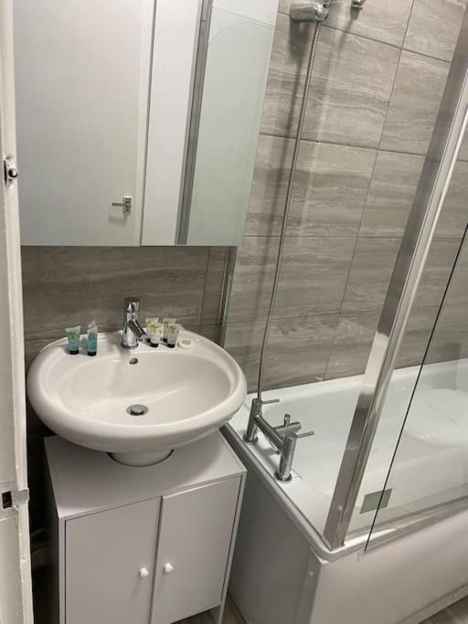 Appartement 2 Bedroom Flat In Londen
