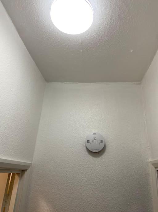 2 Bedroom Flat In Appartement