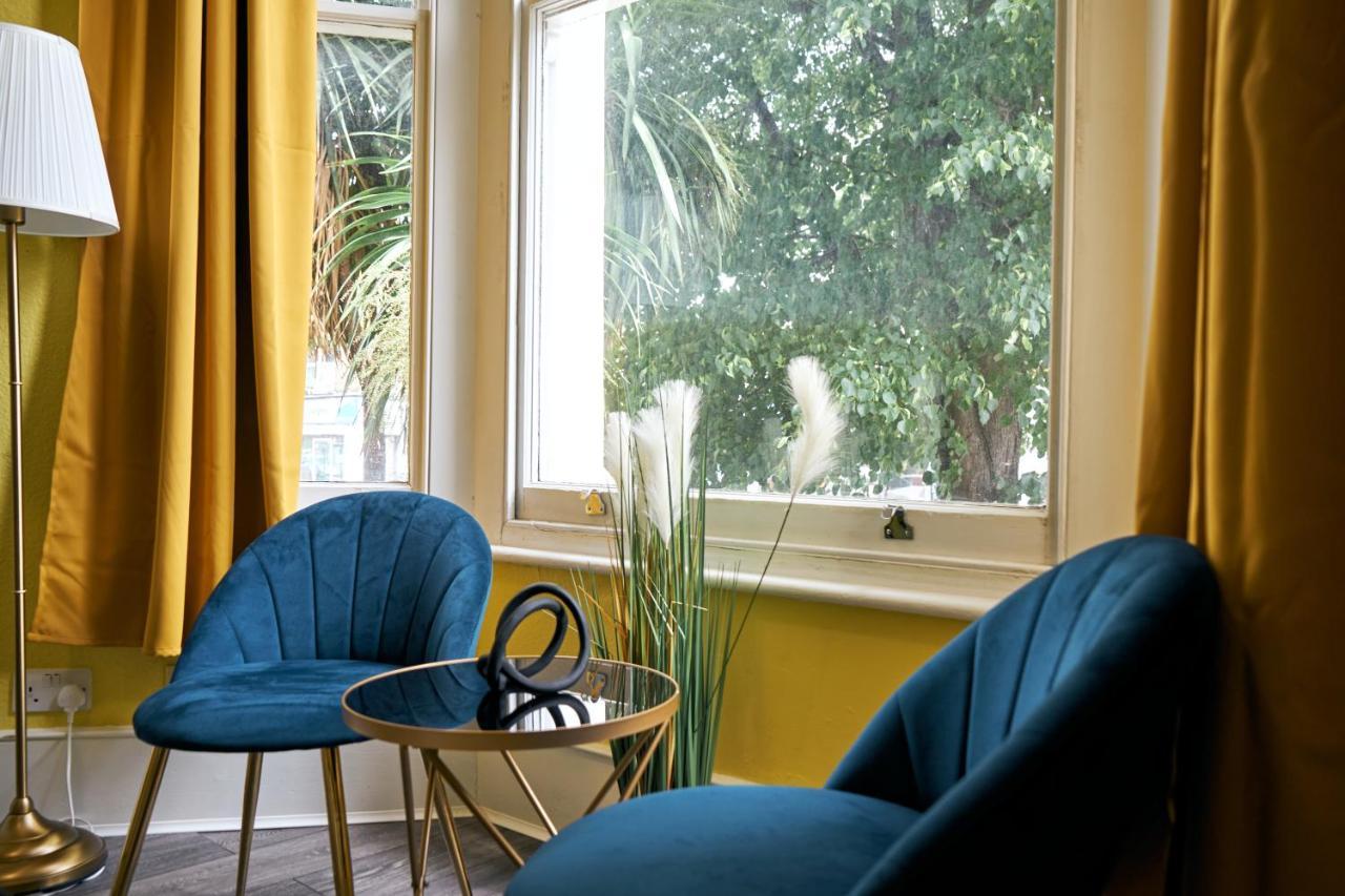 Luxury Holiday Elizabeth Line Appartement Londen
