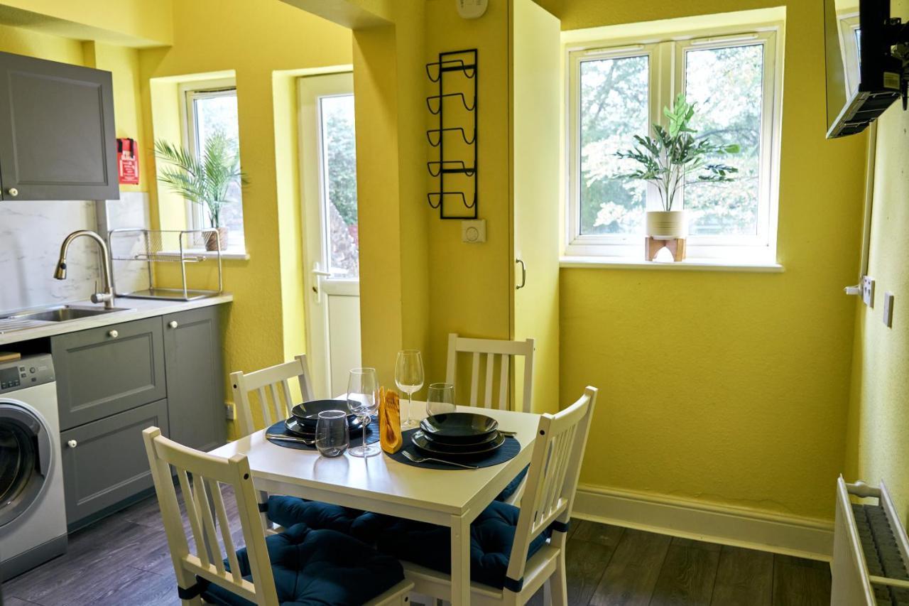 Apartamento Luxury Holiday Elizabeth Line Londres