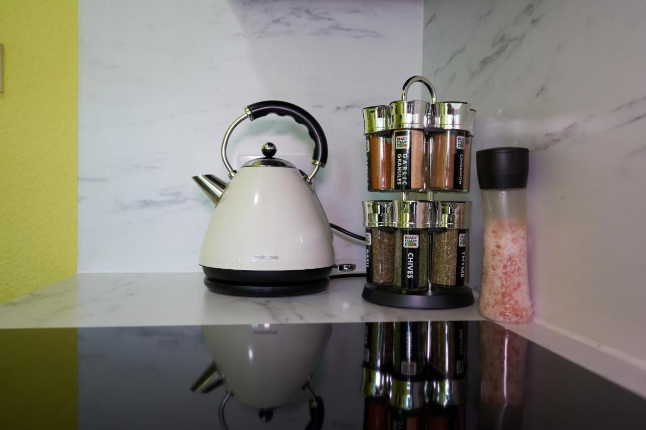 Luxury Holiday Elizabeth Line Apartamento Londres