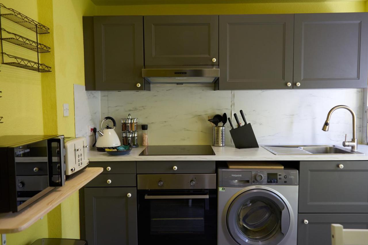 Apartamento Luxury Holiday Elizabeth Line Londres