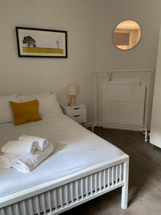 Central Chic Oasis ~ King's Cross Apartment *