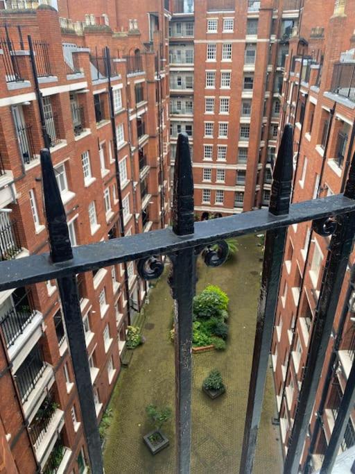 Central Chic Oasis ~ King's Cross Apartment *