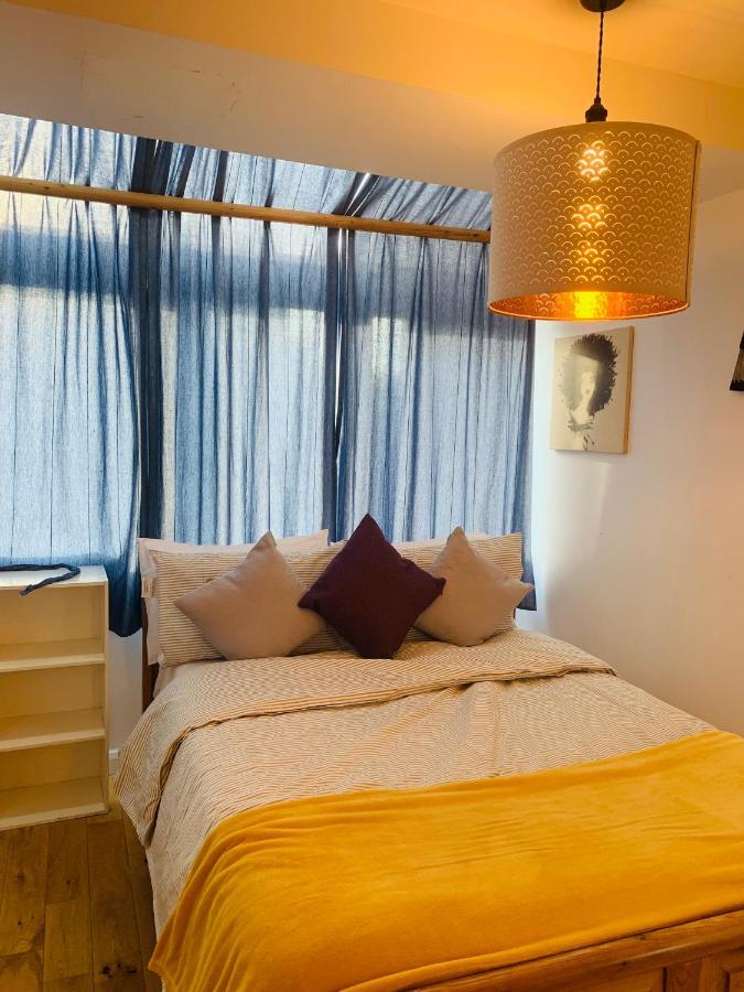 Riverside Double With Double Sofa Bed Apartamento