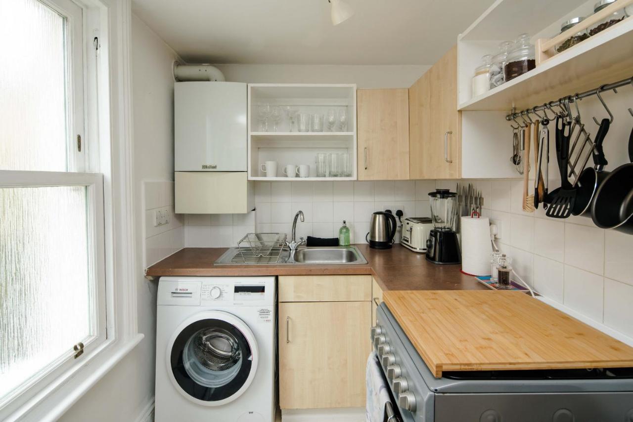 Beautiful Designer Flat In Maida Vale, Sleeps 4 *