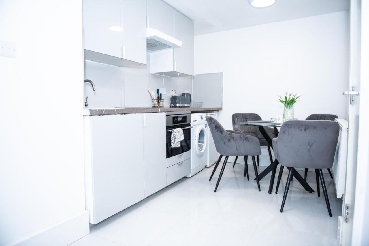 1b Apartment, 30 Mins To Oxford Street Appartement Londen
