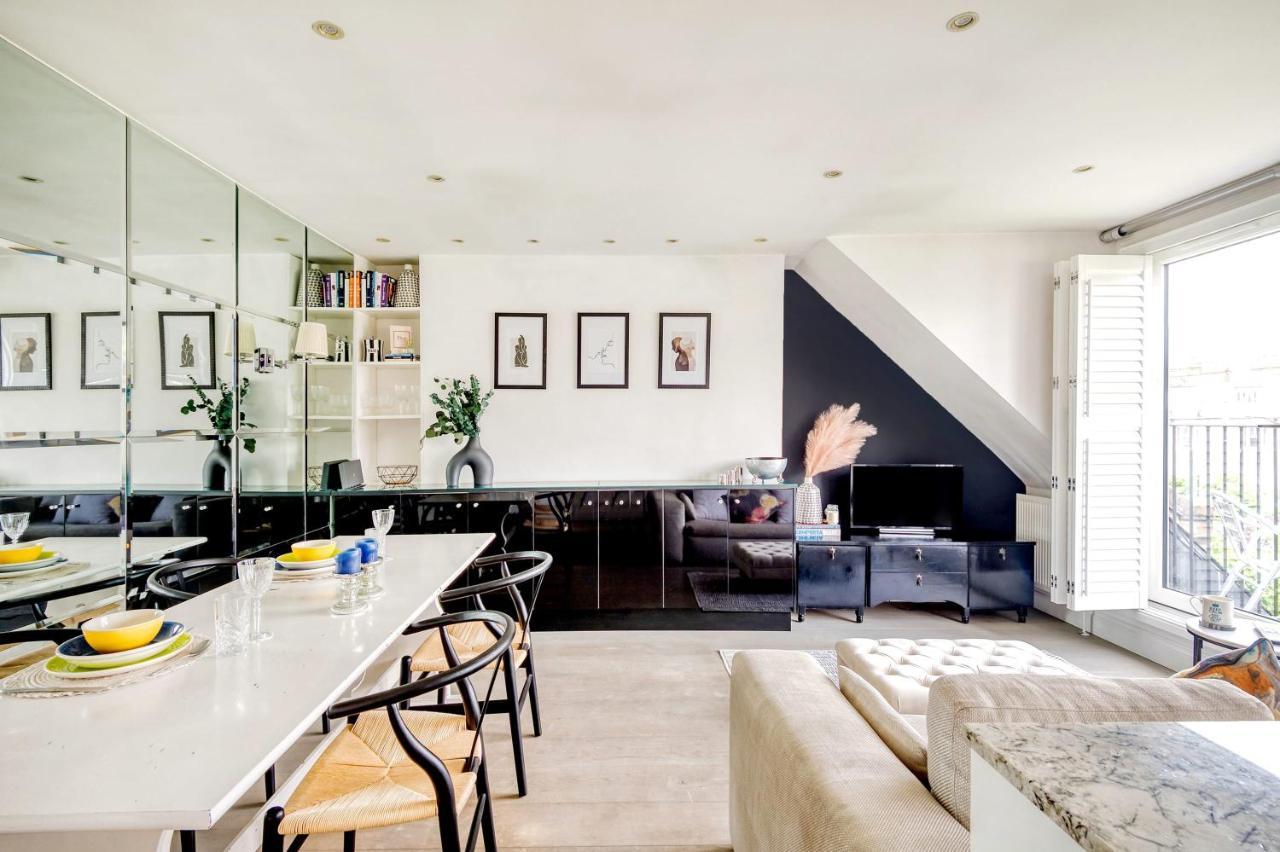 The Luxury 'treehouse' - One Bed Little Venice Apartment *