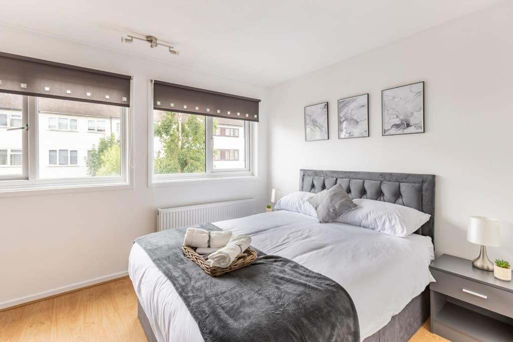 Apartamento Modern & Cosy Flat In *
