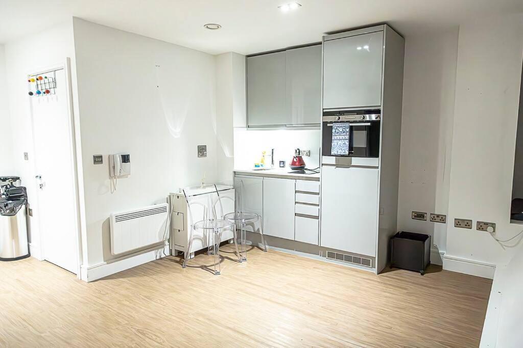 Charming Studio In Wandsworth, Apartment