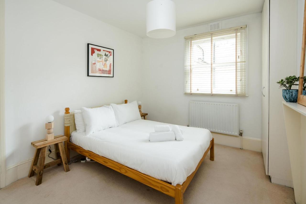 Beautiful Designer Flat In Maida Vale, Sleeps 4 *