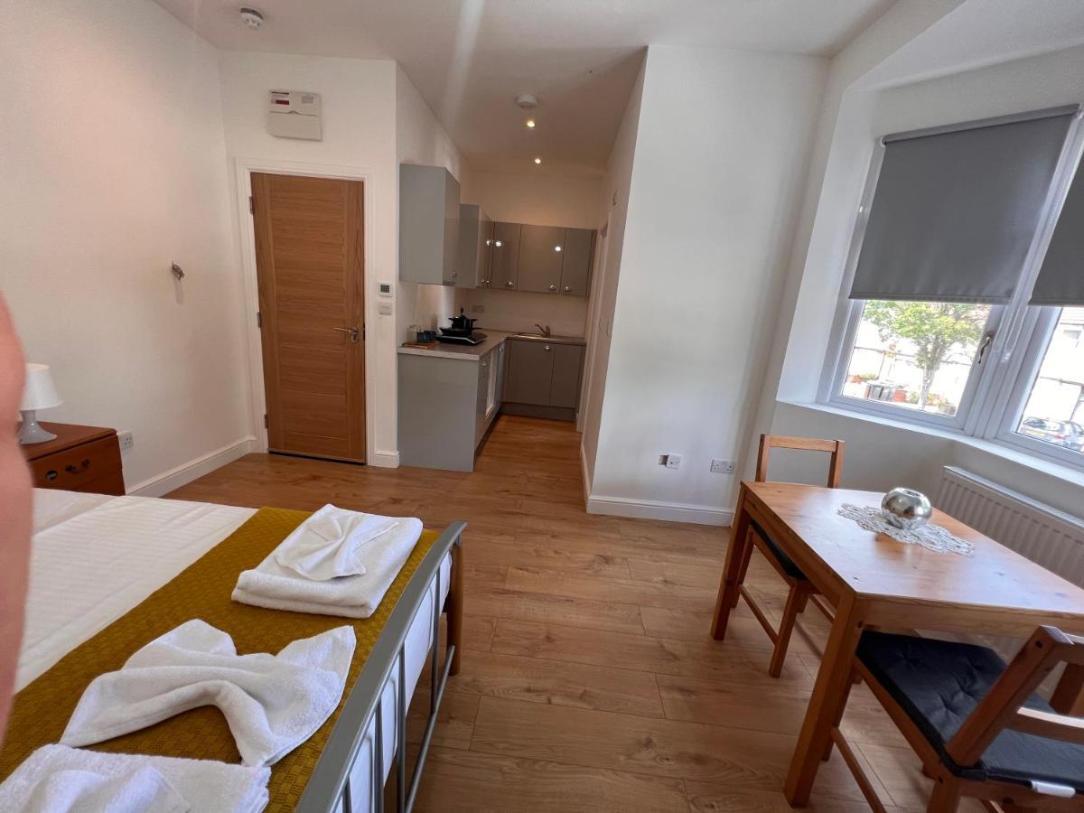 Gladstone Avenue Appartement