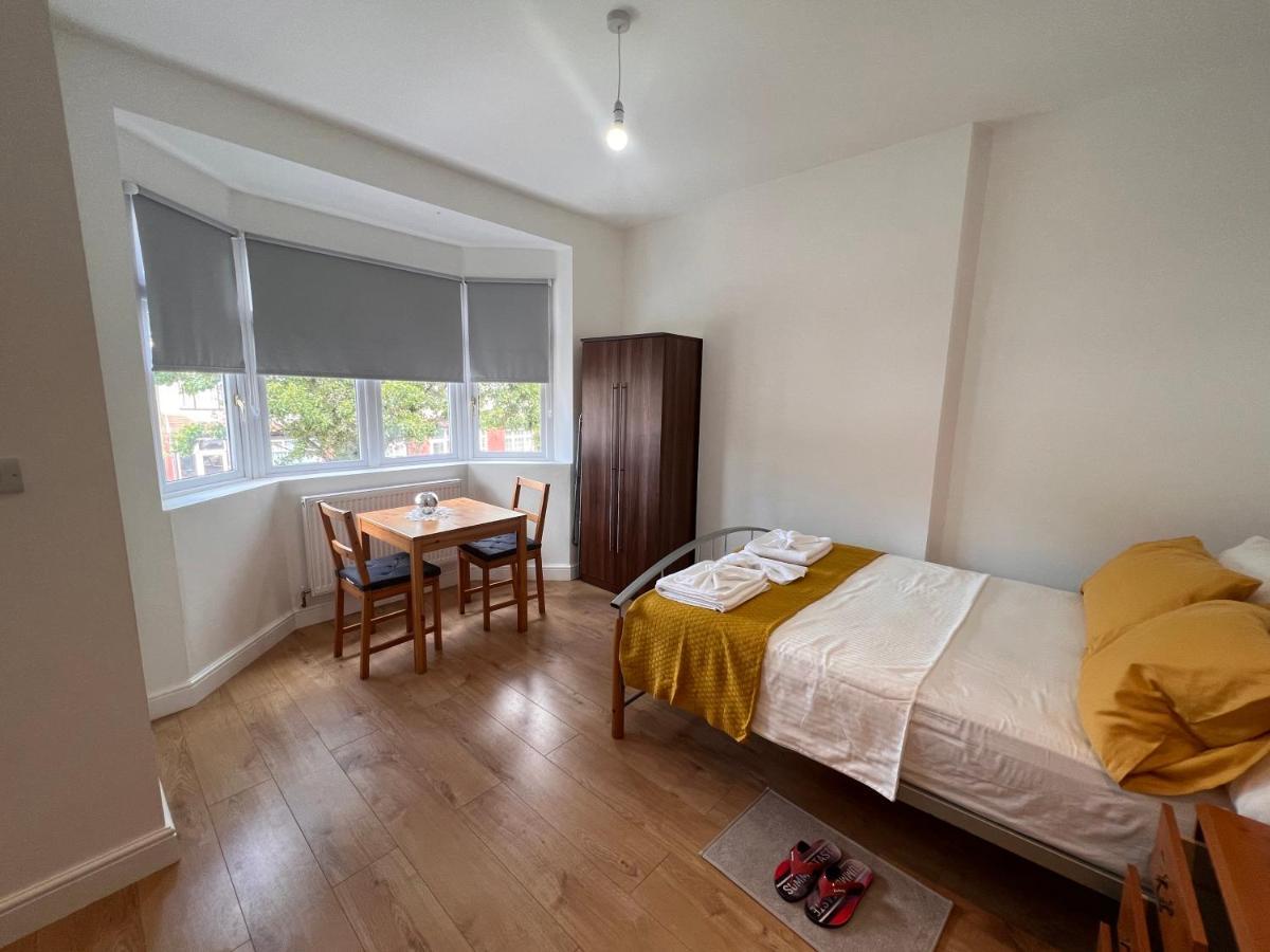 Gladstone Avenue Appartement